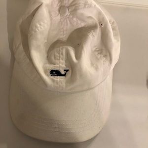Vineyard Vines White Hat adjustable blue whale